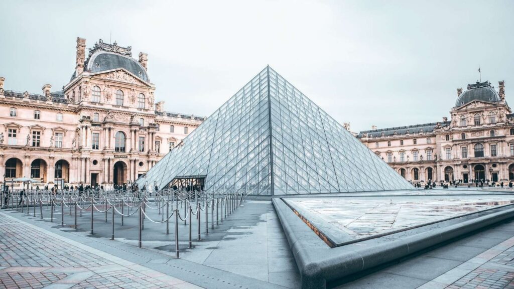 Louvre